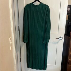 SHEIN Green Ribbed Mock Neck Dress with Bishop Sleeves